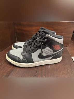 Nike Men's High-Top Sneakers in Black and Gray with Red Accent